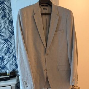 Perry Ellis Men's Beige suit